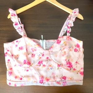 Blush Floral Crop Top - Size XL - NWT